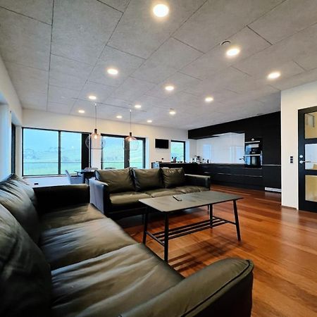 Stunning Ocean View Penthouse Apartment Oravik ภายนอก รูปภาพ